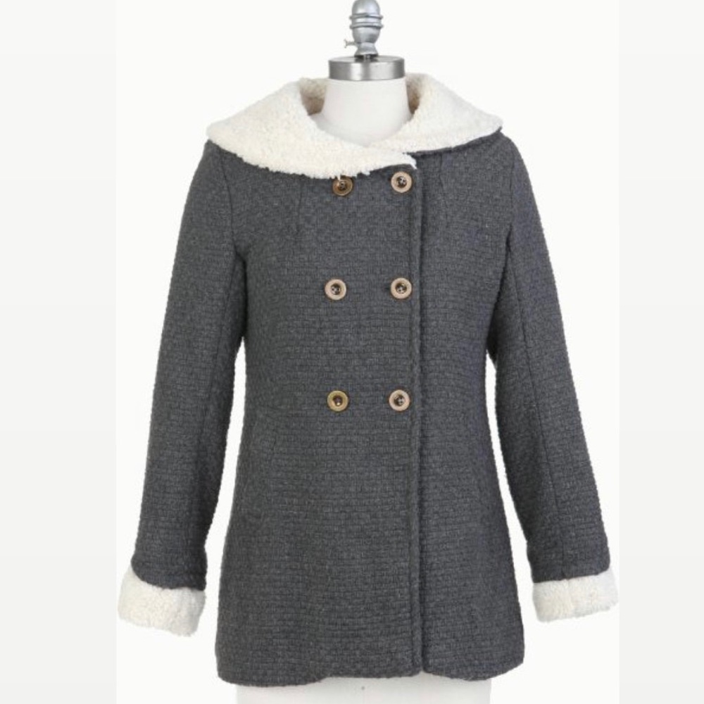 Sherpa Coat in Earl Gray